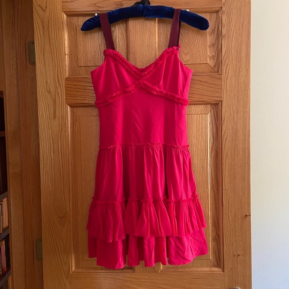 Cinq a sept 100% Silk fully lined Ruffled Dress - Size 0 Zero - NWOT - Picture 2 of 12